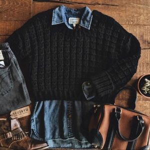 JOA crop wool cable knit sweater, size medium